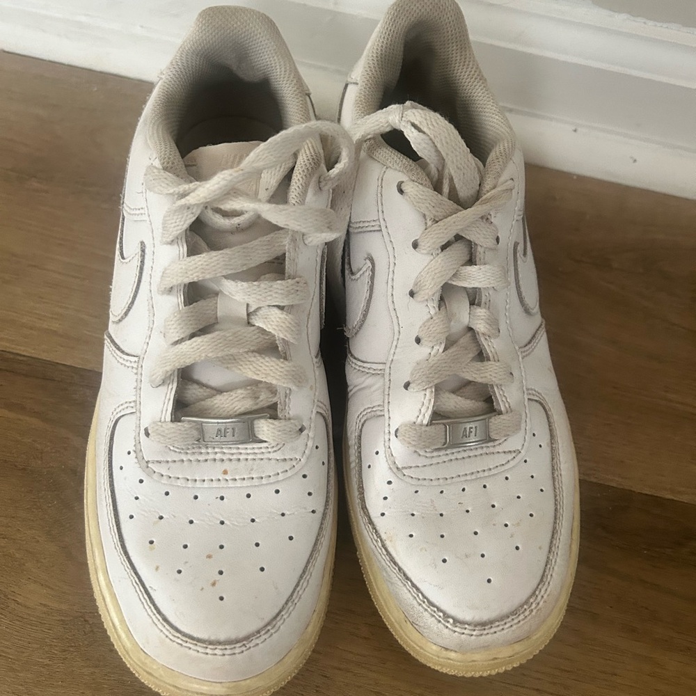 Nike Air Force 1 White Sneakers